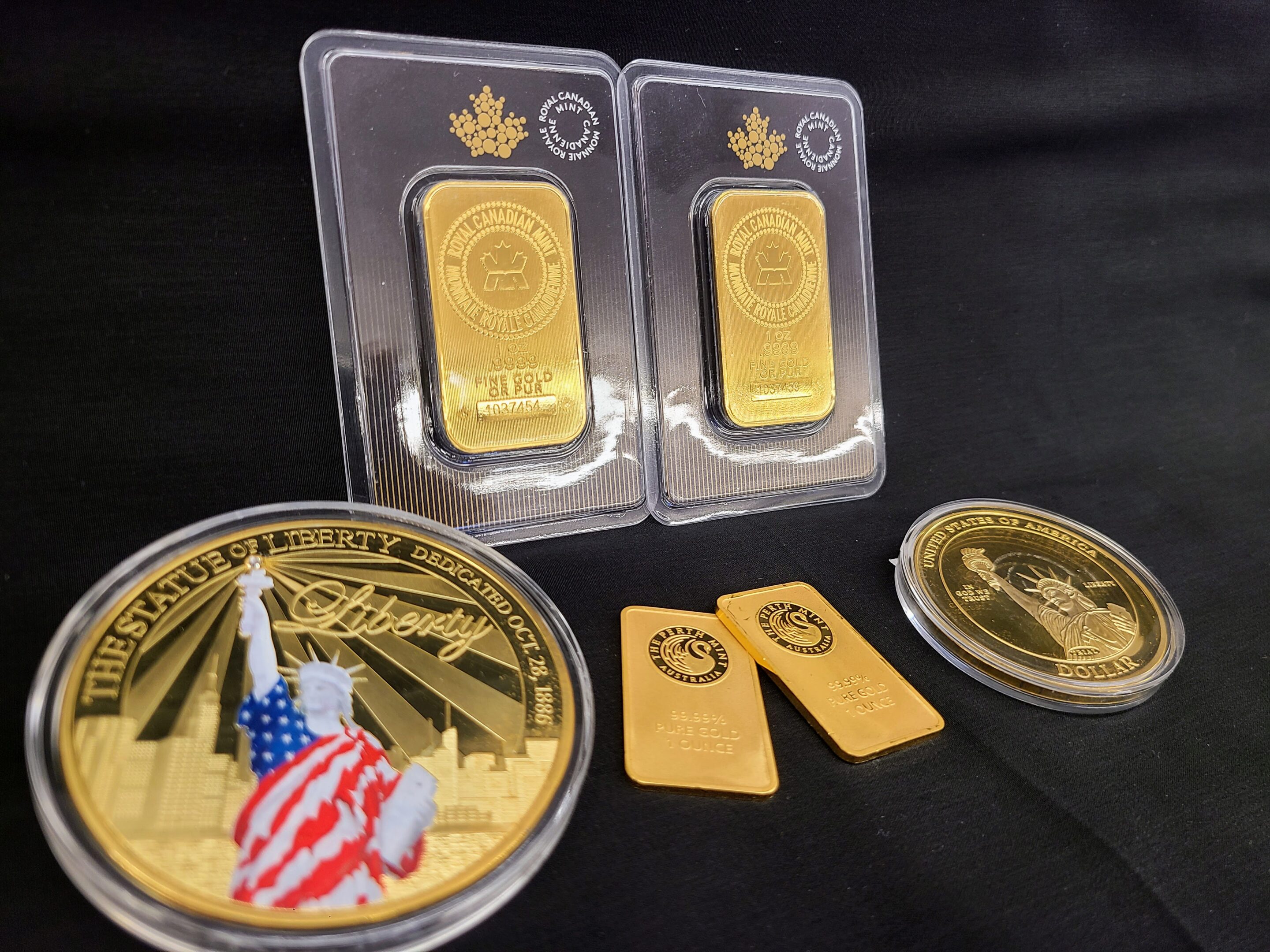 20241115_131415 (2) pawning jewelry at pawn shops