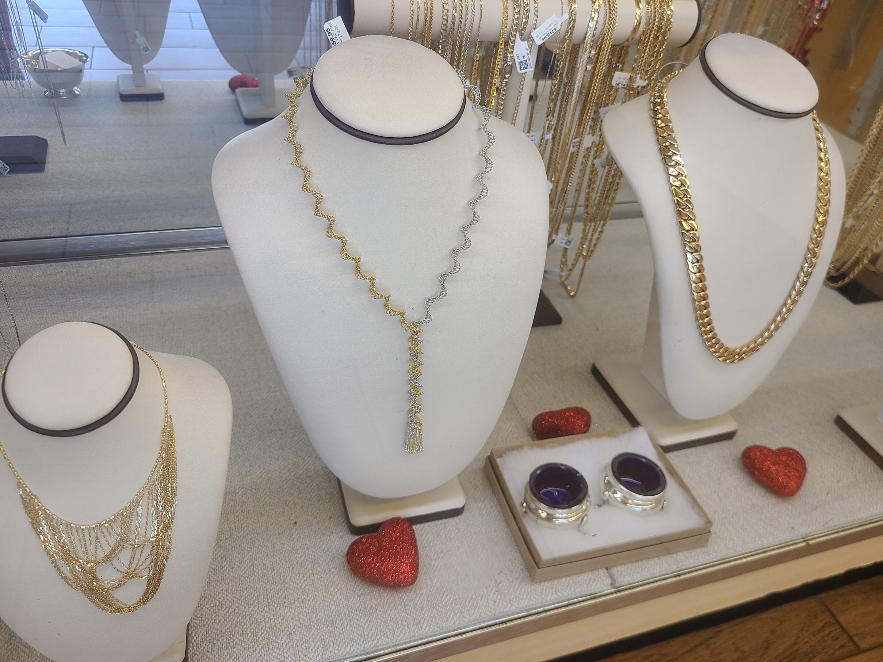 20260123_113518 pawning jewelry at pawn shops